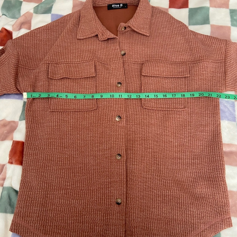Ribbed Button-Up Shirt in brown/tan - Picture 5 of 6